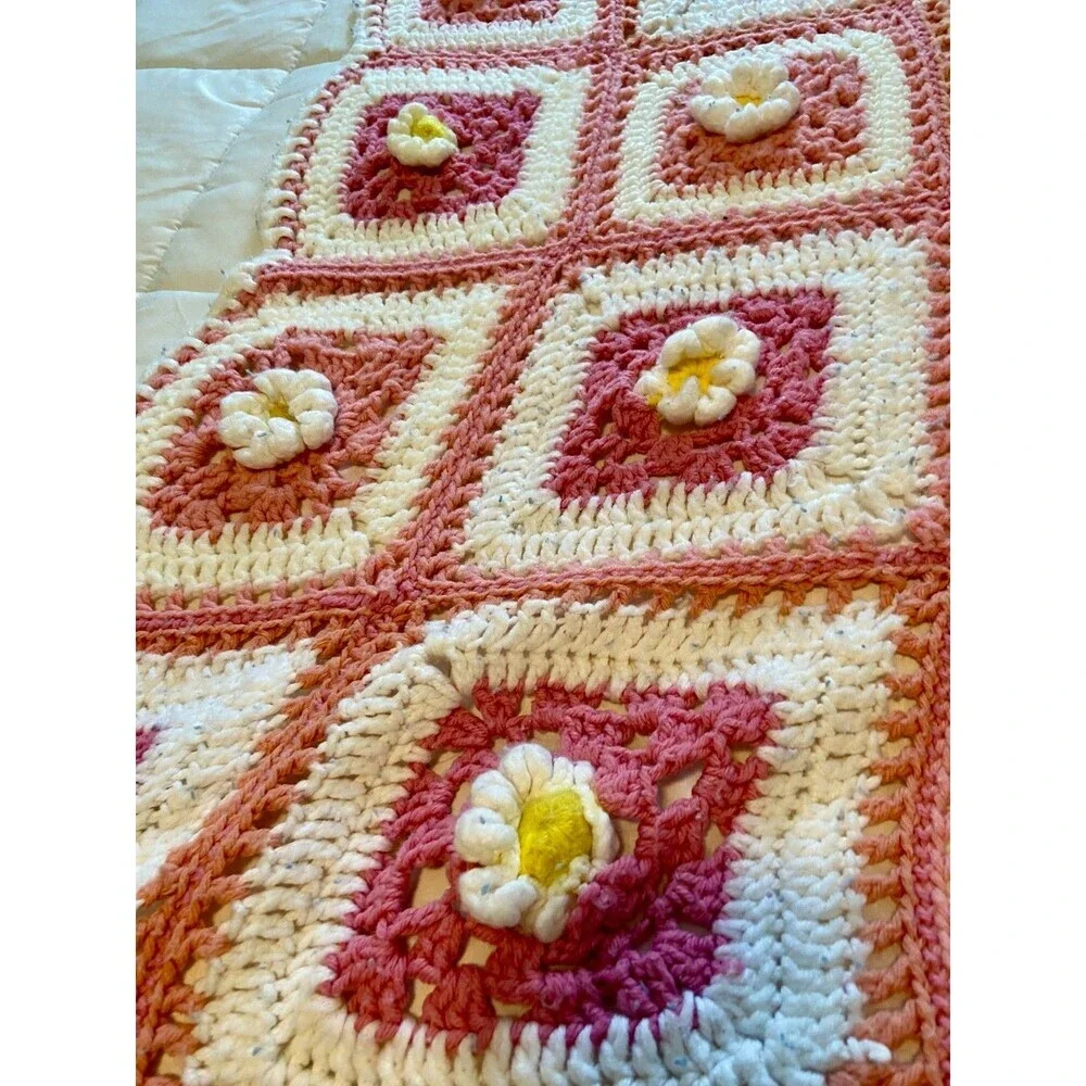 VTG Granny 3D Rose Square Crochet Afghan Blanket Pink White Handmade Flower Yell